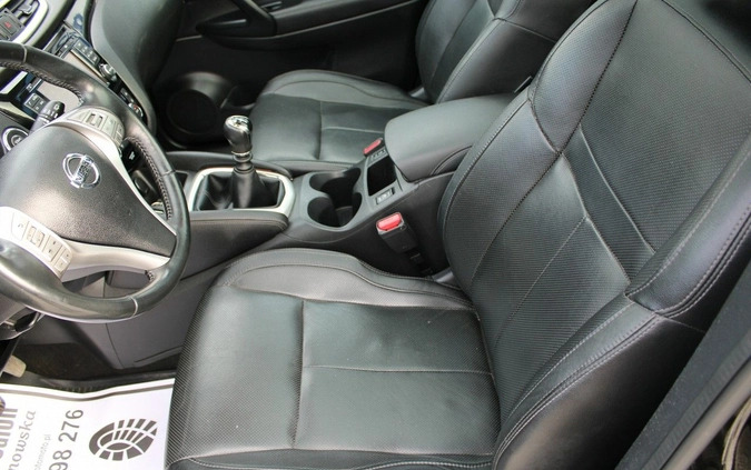 Nissan Qashqai cena 49900 przebieg: 108000, rok produkcji 2015 z Pruszków małe 301